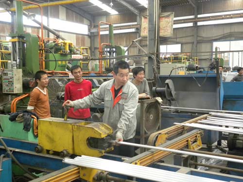 公司組織開(kāi)展了慶五一勞動(dòng)技能比賽[2011-05-05]